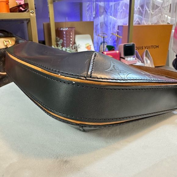 Louis Vuitton Monogram Mat Fowler handbag Silver Gray Shoulder Bag - Picture 13 of 14